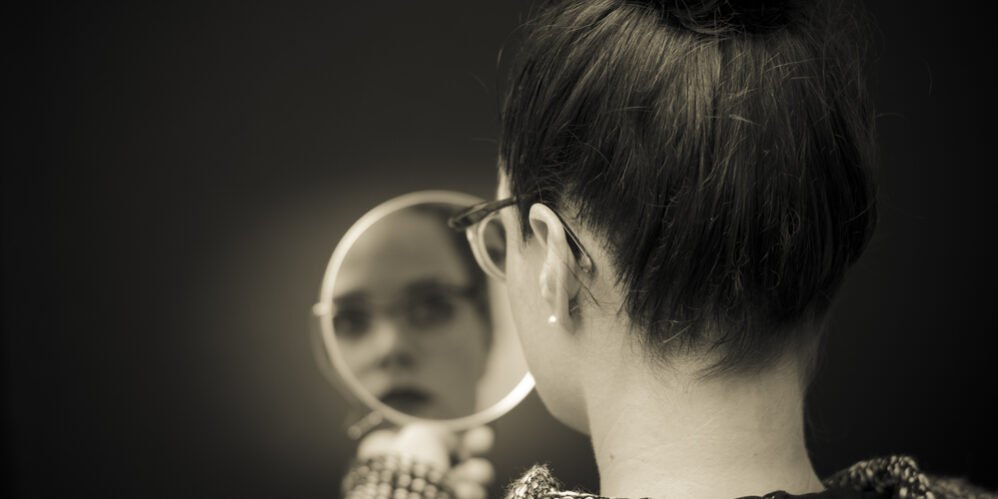 Divorcing a Narcissist: Navigating the Challenges and Protecting Yourself