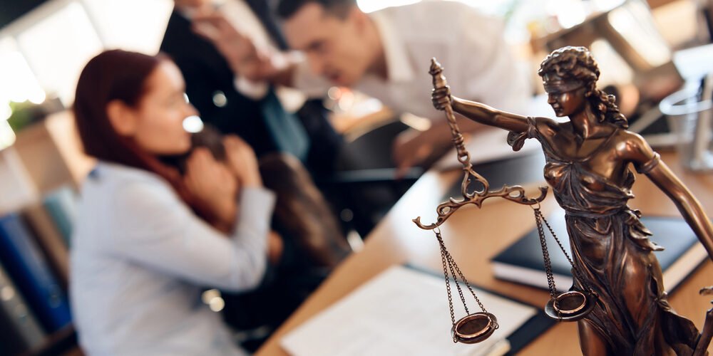 Divorce Mediation vs. Litigation: Understanding the Pros and Cons