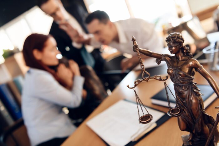 Divorce Mediation vs. Litigation: Understanding the Pros and Cons